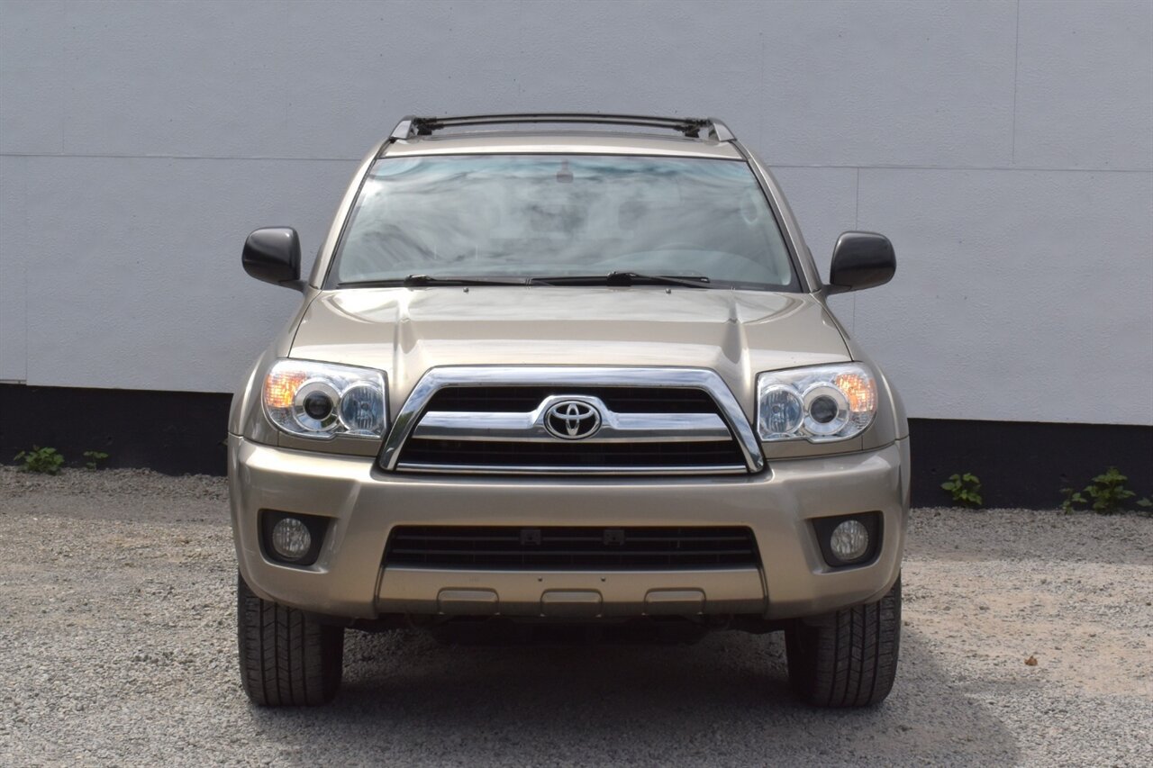Used 2008 Toyota 4Runner SR5 AWD/4WD image 7