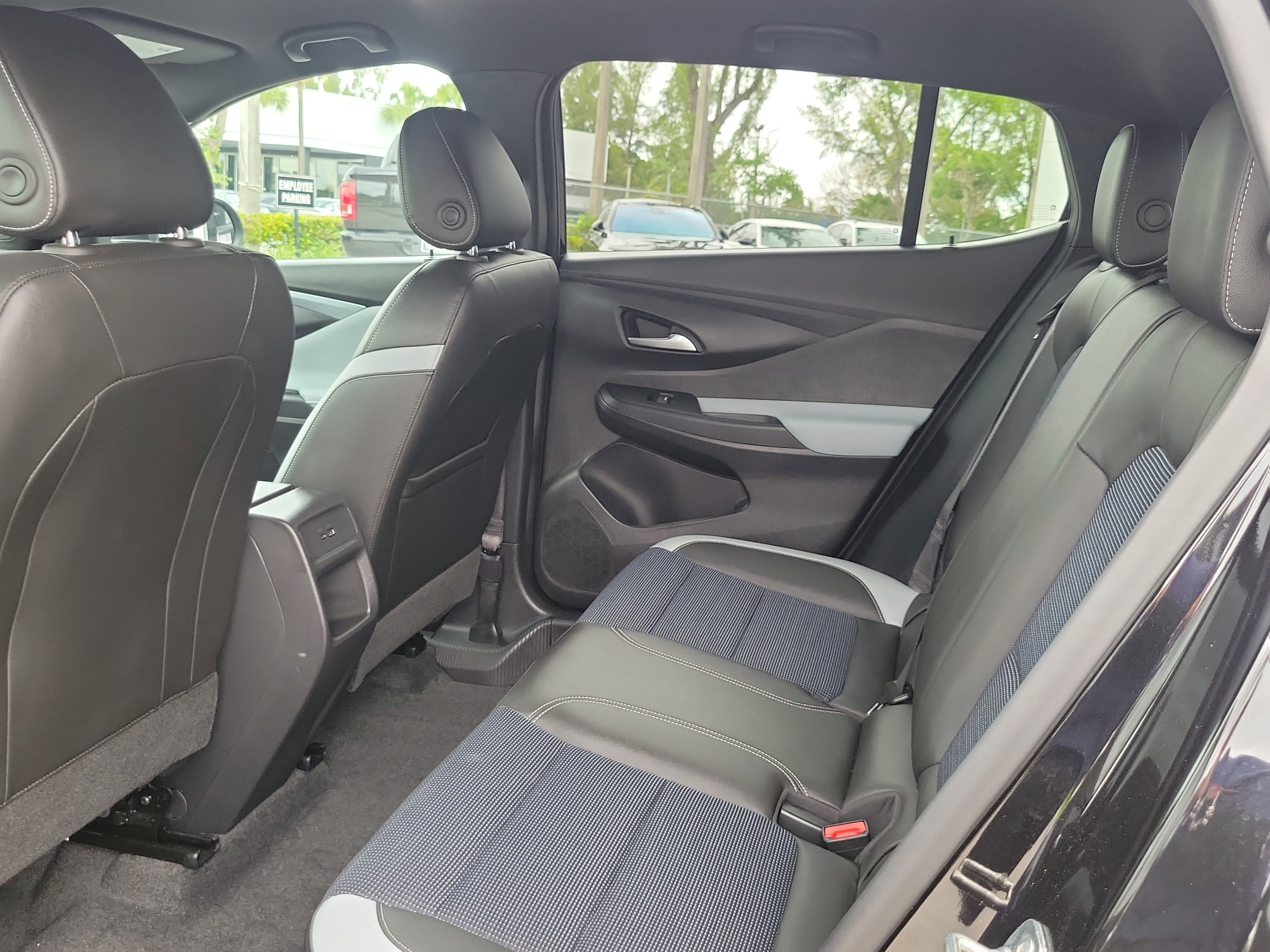 Used 2024 Buick Envista Preferred w/ Advanced Safety Package FWD image 12
