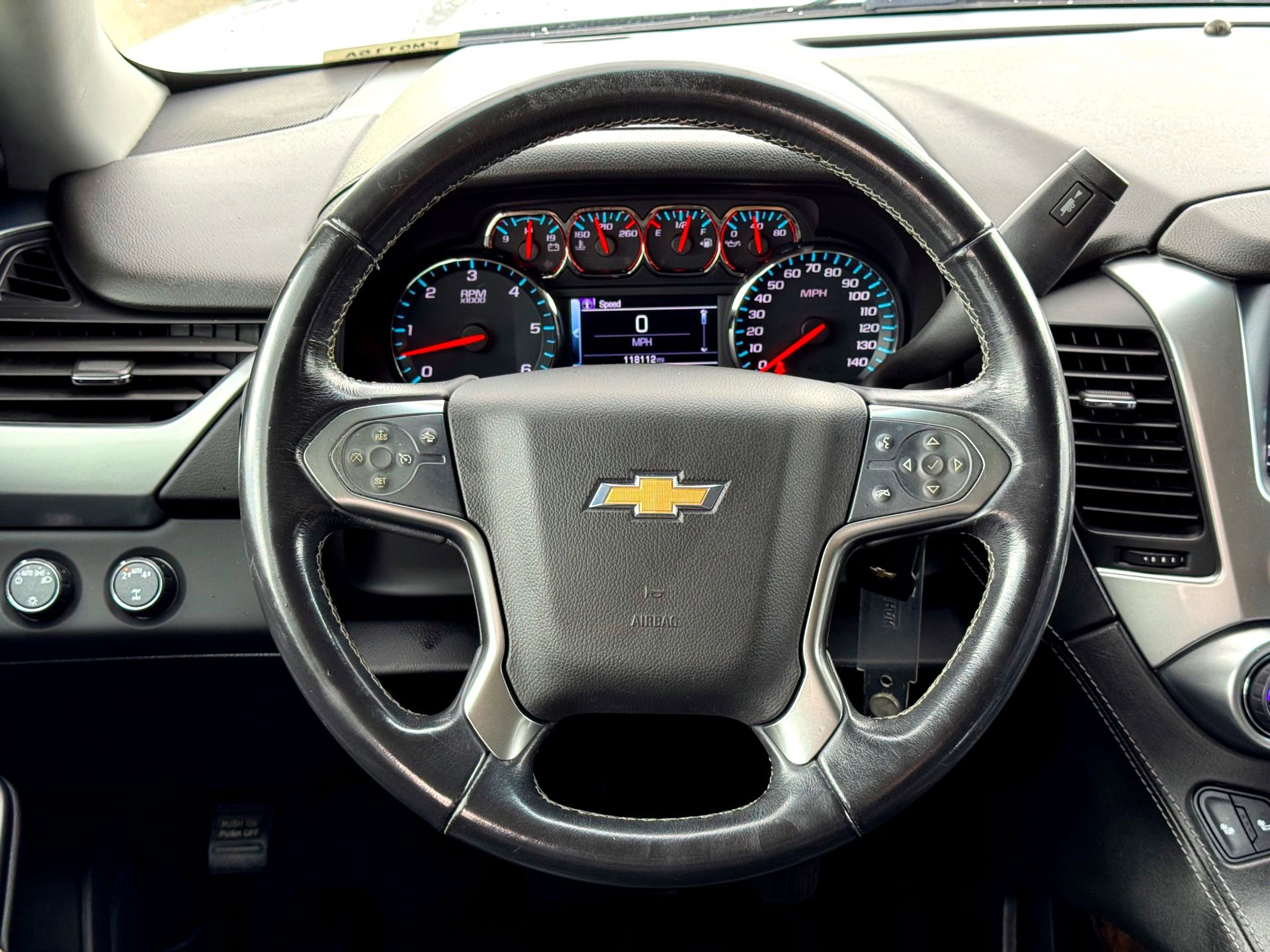 Used 2018 Chevrolet Suburban LT image 26