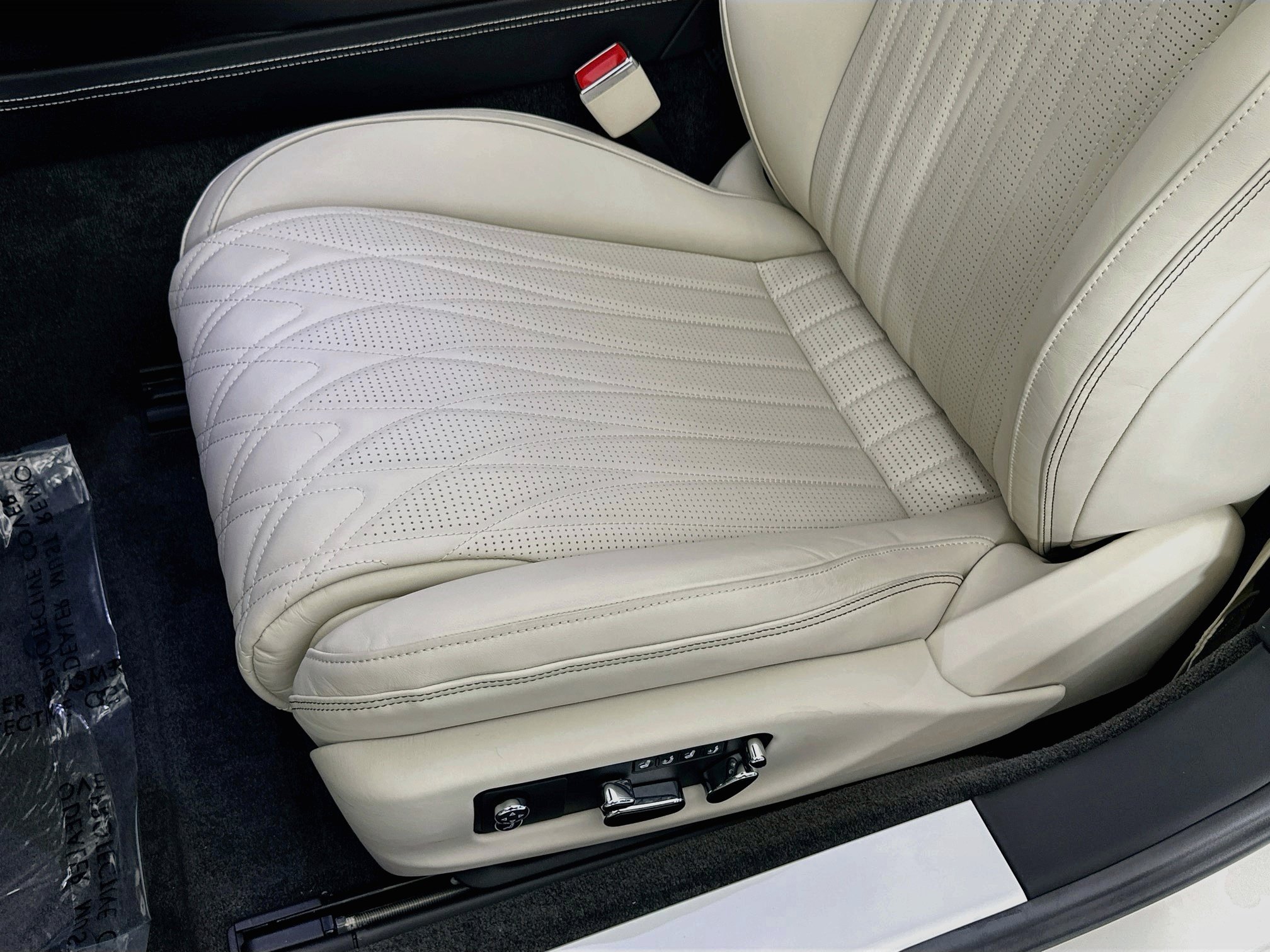 New 2027 Bentley Continental GTC AWD/4WD image 16