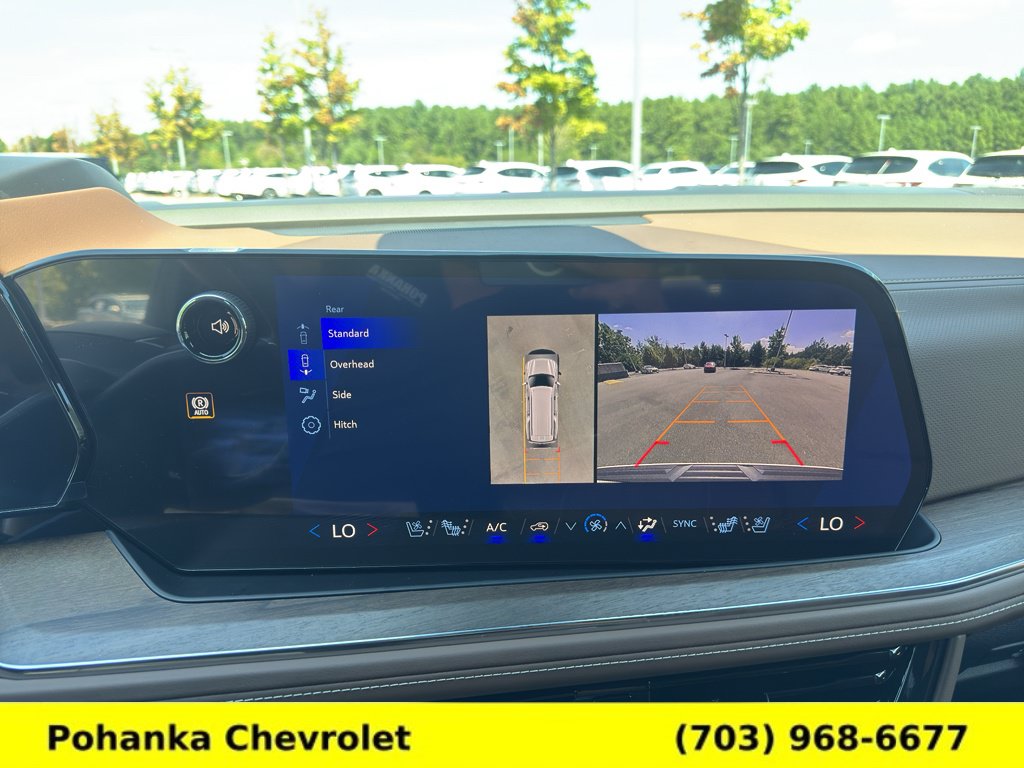 New 2026 Chevrolet Suburban High Country AWD/4WD image 18