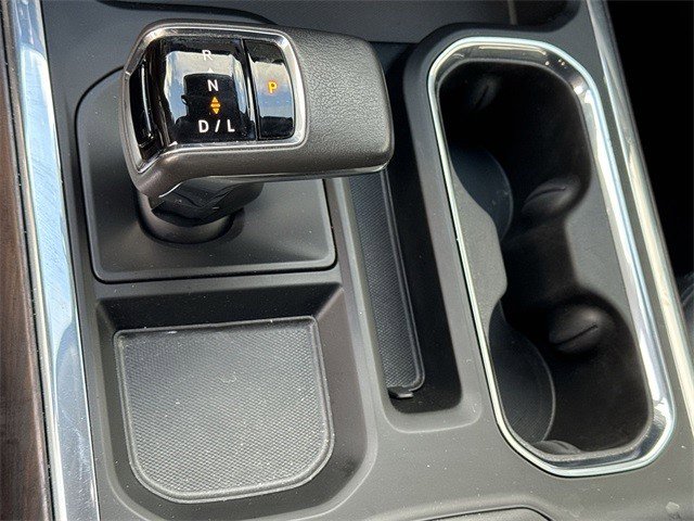 Used 2022 GMC Sierra 1500 SLT w/ SLT Convenience Package image 20