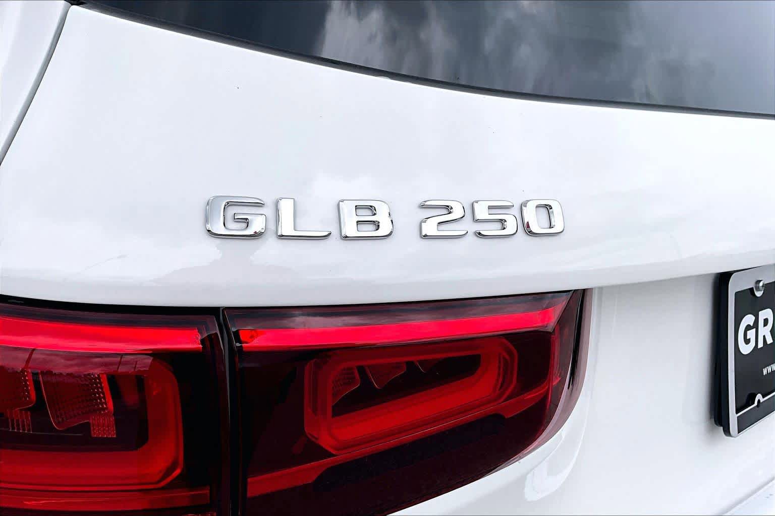 Used 2022 Mercedes-Benz GLB 250 image 10