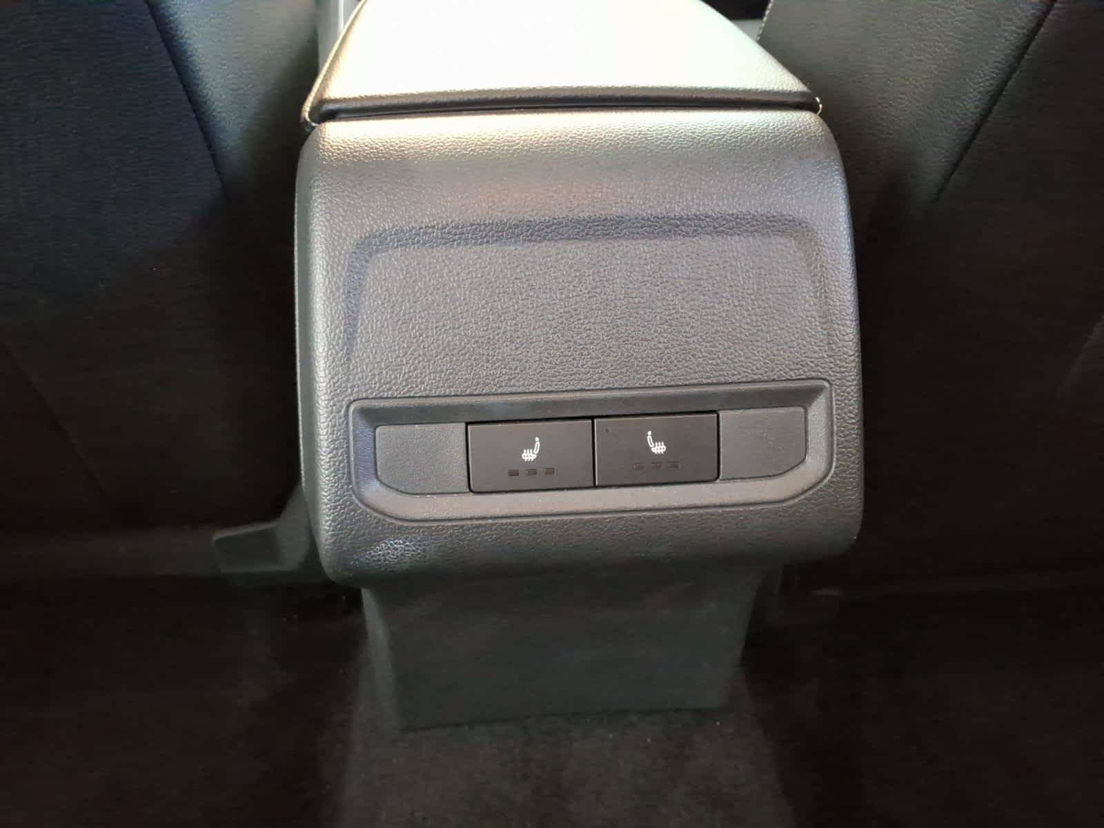 Used 2023 Volkswagen Jetta SEL FWD image 13