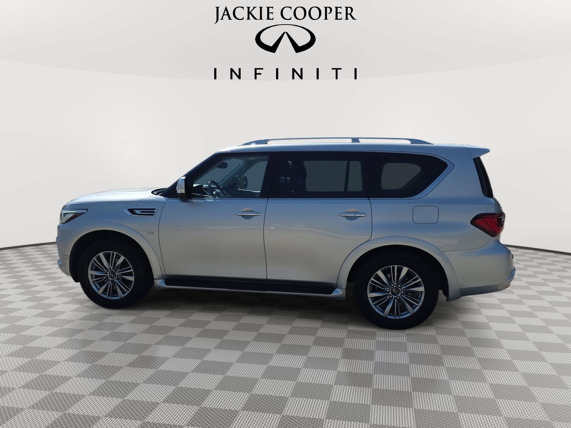 Certified 2019 INFINITI QX80 Luxe AWD/4WD image 8