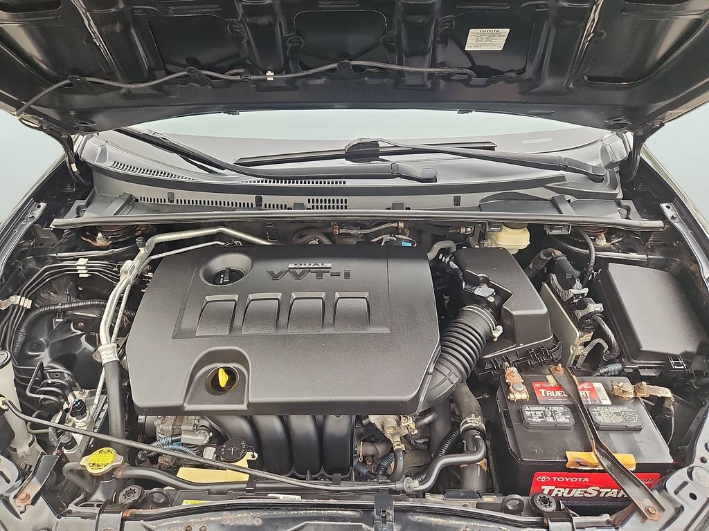 Used 2015 Toyota Corolla LE FWD image 20