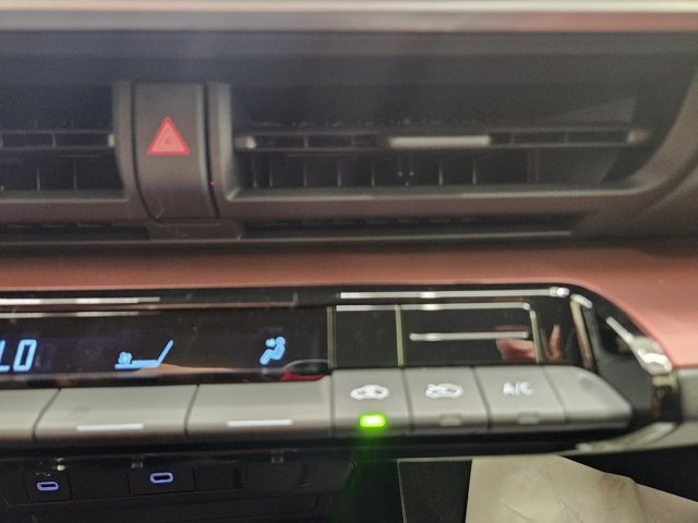 New 2026 Toyota Prius Plug-In Hybrid image 65