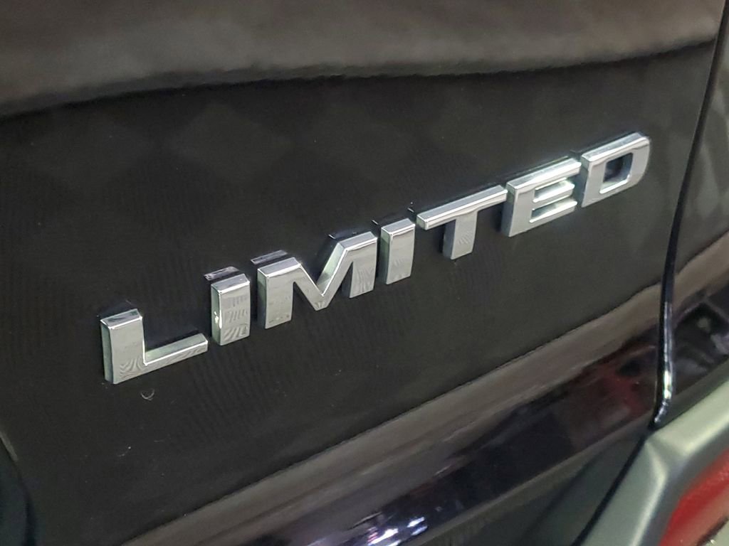 Used 2019 Jeep Cherokee Limited image 10