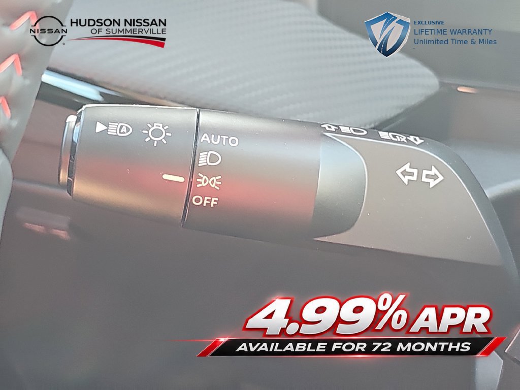 Used 2026 Nissan Kicks SR w/ SR Premium Package FWD image 36