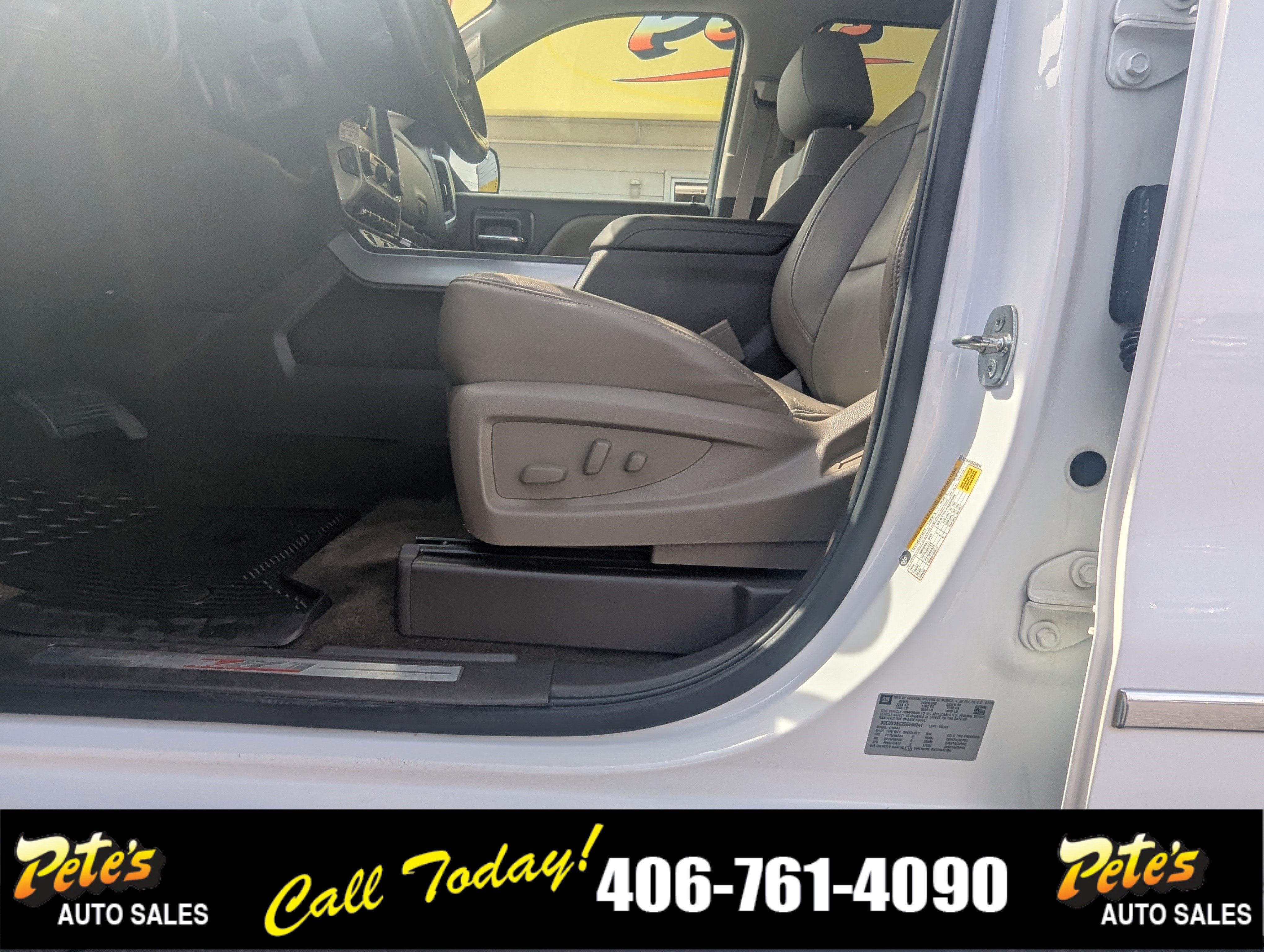 Used 2014 Chevrolet Silverado 1500 LTZ Z71 w/ LTZ Plus Package AWD/4WD image 26