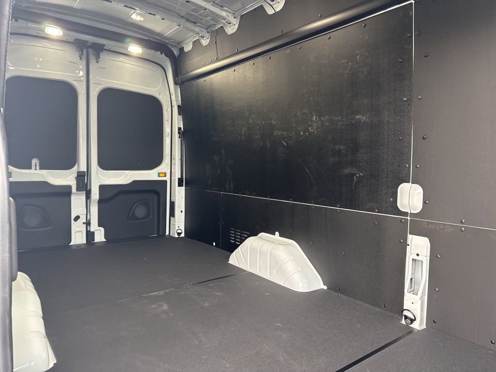 New 2026 Ford Transit 350 148 High Roof Extended image 18