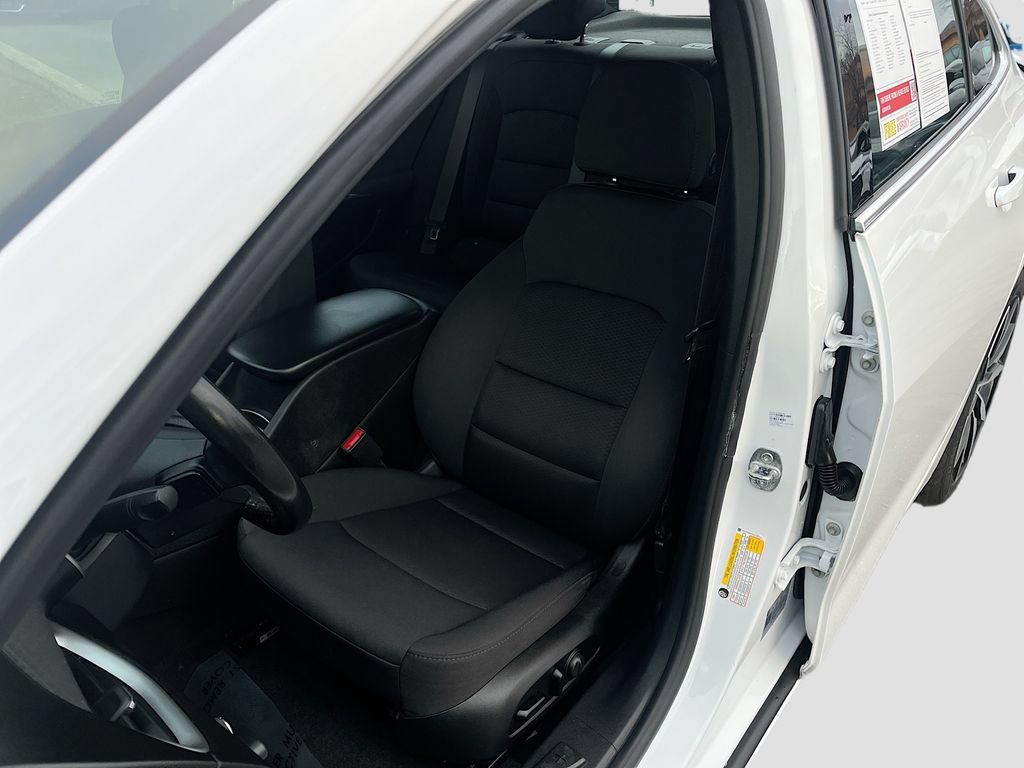 Used 2020 Chevrolet Malibu RS FWD image 19
