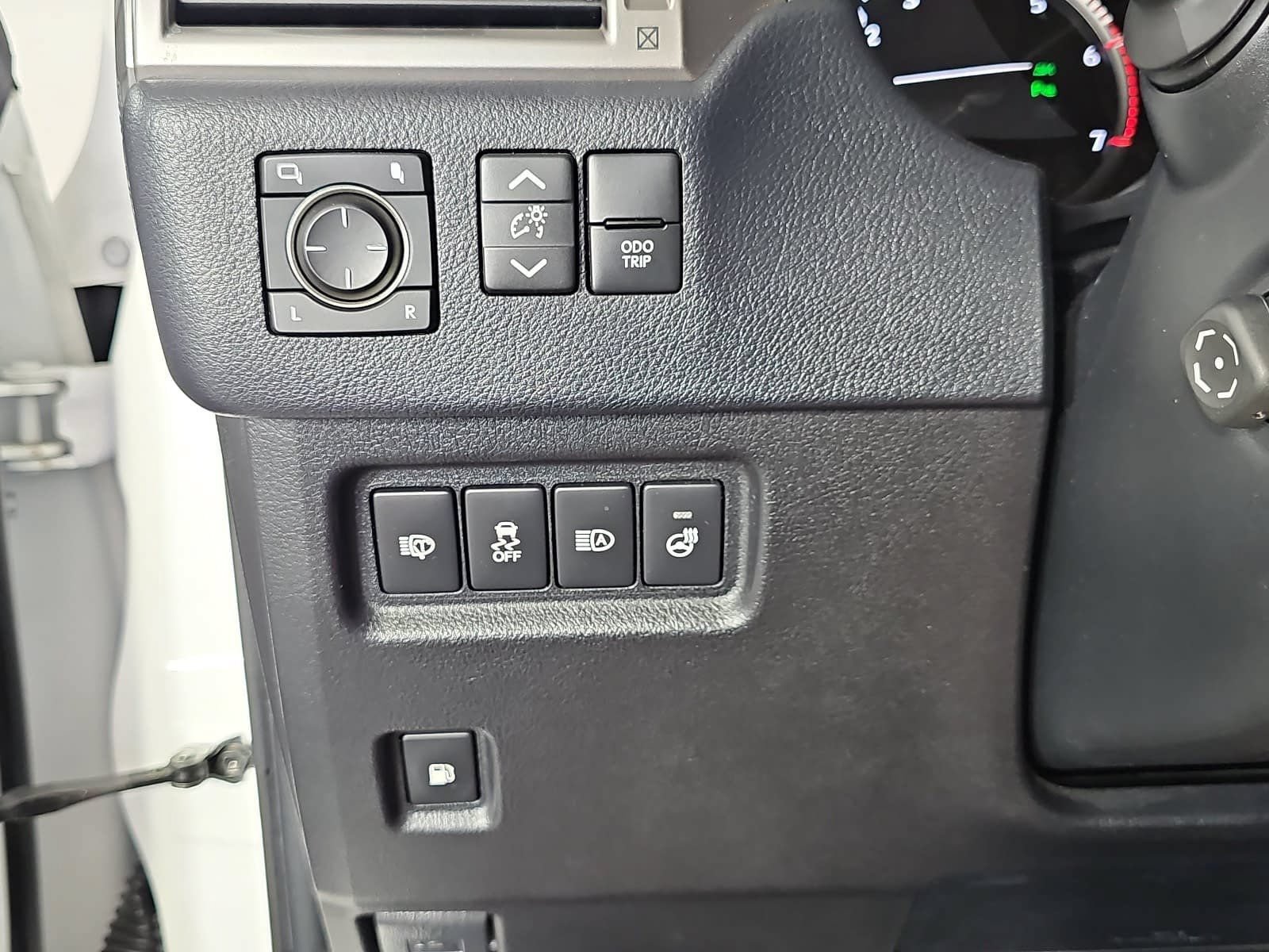 Used 2022 Lexus GX 460 Premium w/ Premium Package AWD/4WD image 24