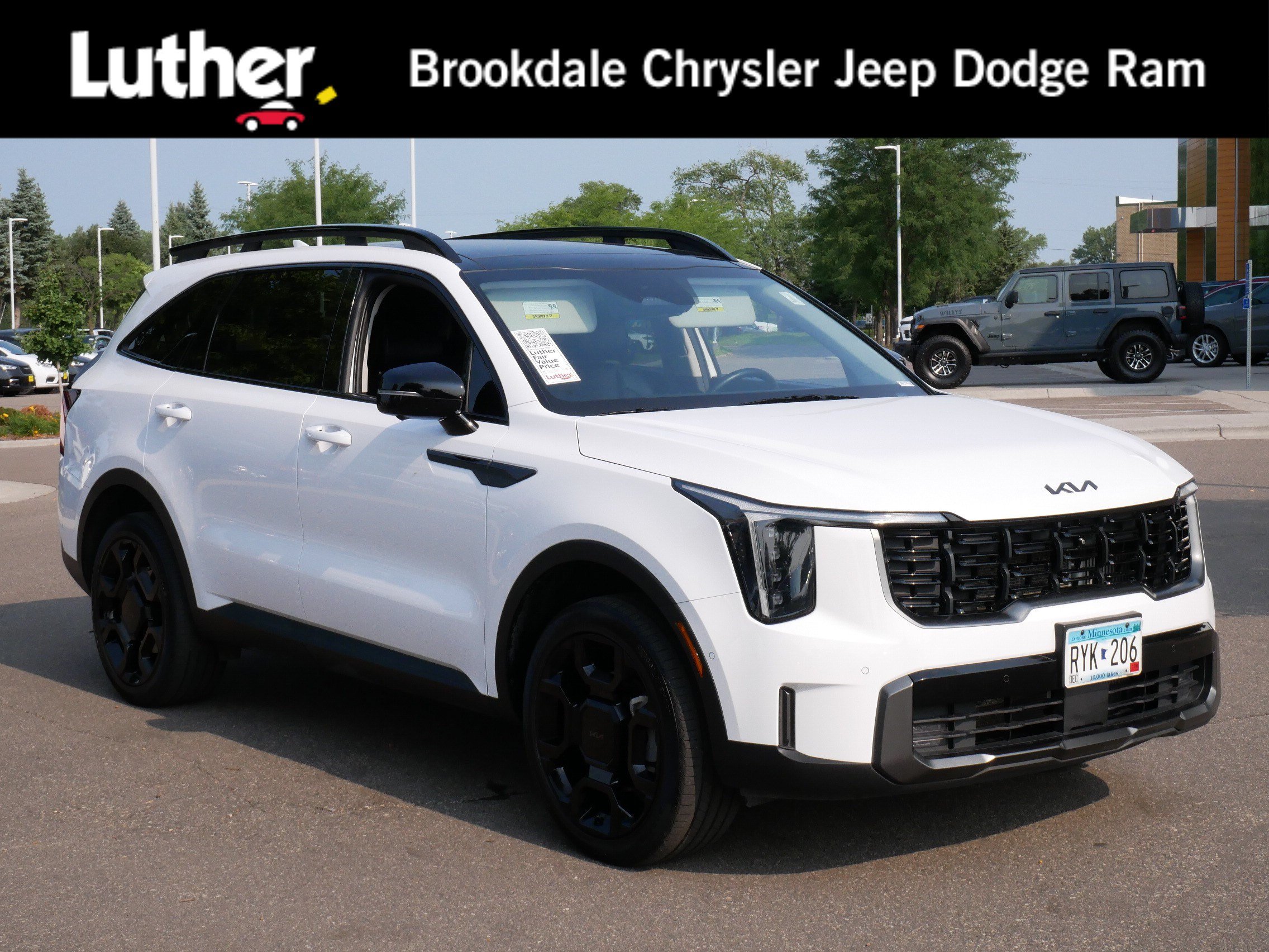 Used 2025 Kia Sorento SX
