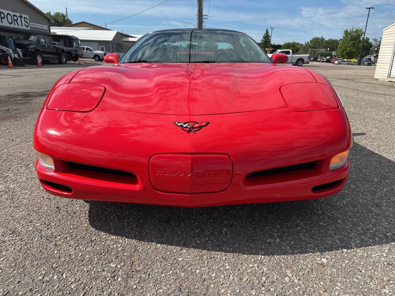 Used 1997 Chevrolet Corvette Coupe w/ Performance Handling Pkg RWD image 8