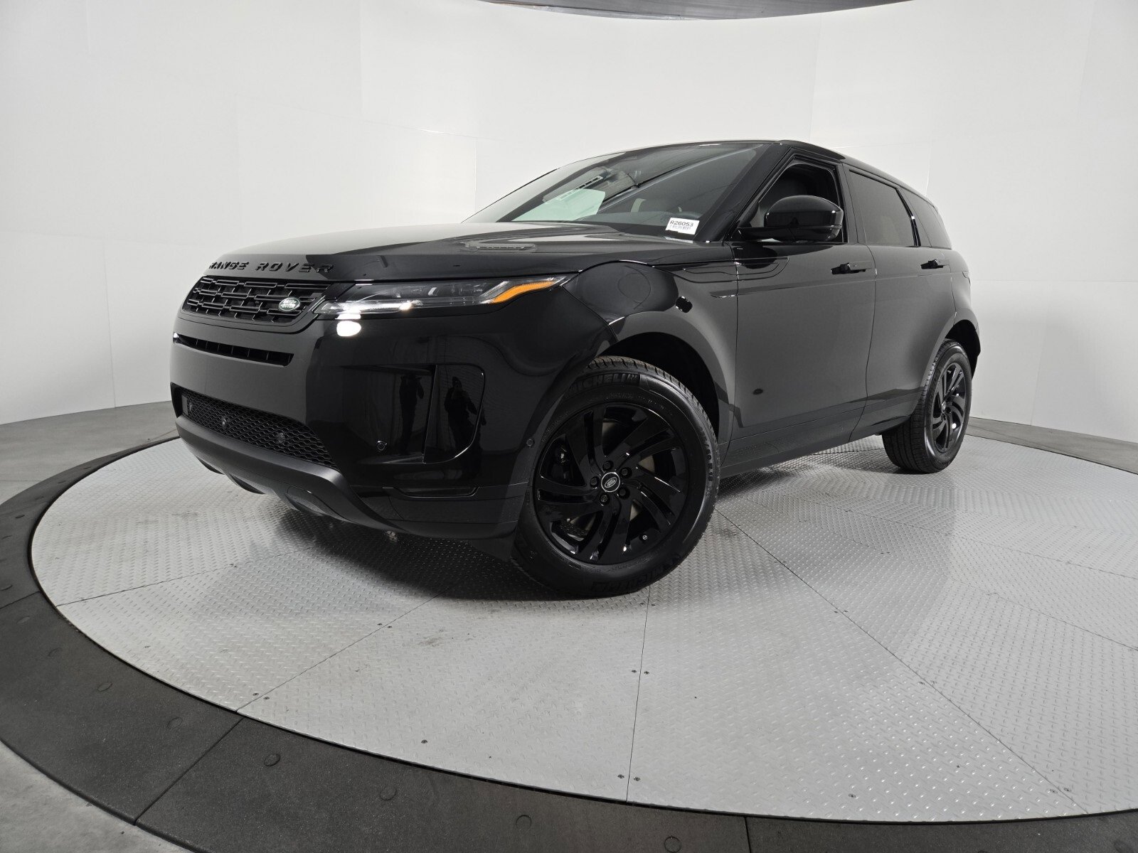 New 2026 Land Rover Range Rover Evoque S image 1