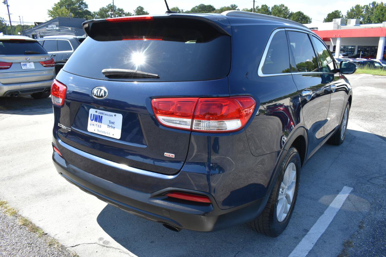 Used 2016 Kia Sorento FWD image 6