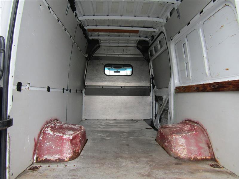 Used 2013 Mercedes-Benz Sprinter 3500 image 22