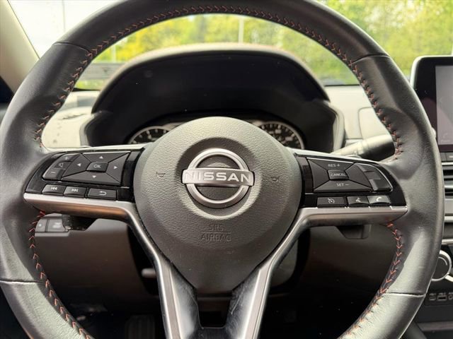 Used 2023 Nissan Altima 2.5 SR AWD/4WD image 19