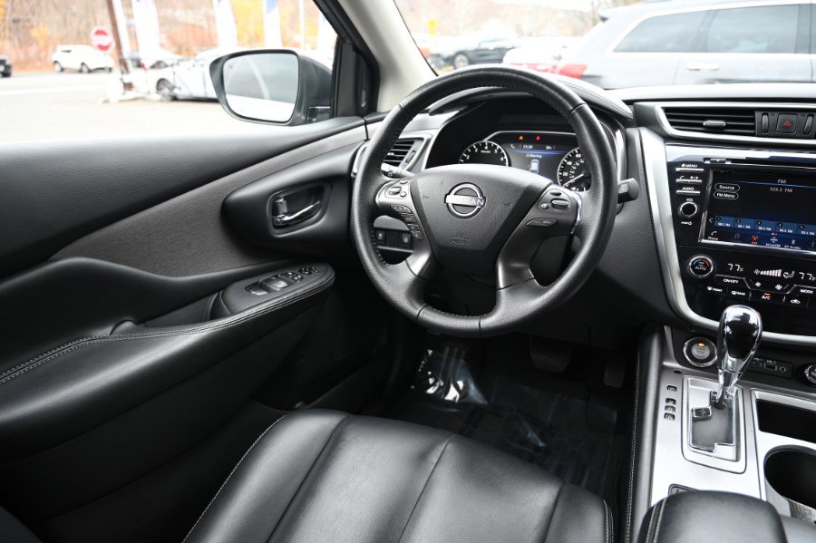 Used 2023 Nissan Murano SV image 12