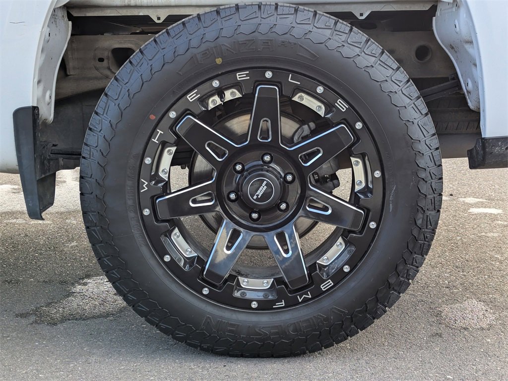 Used 2023 Chevrolet Silverado 1500 LT w/ Z71 Off-Road Package image 53