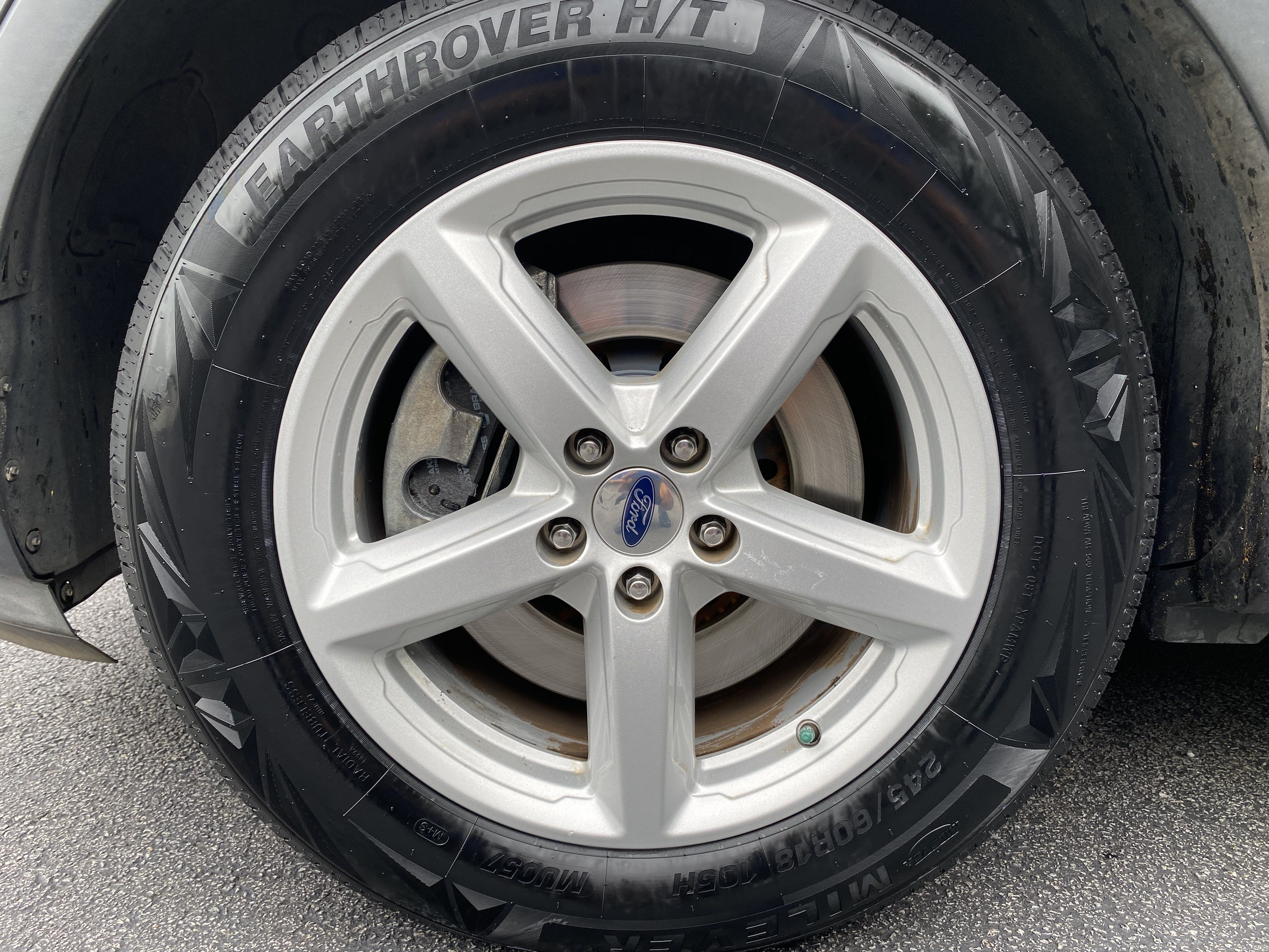 Used 2018 Ford Explorer XLT w/ Equipment Group 202A FWD image 42