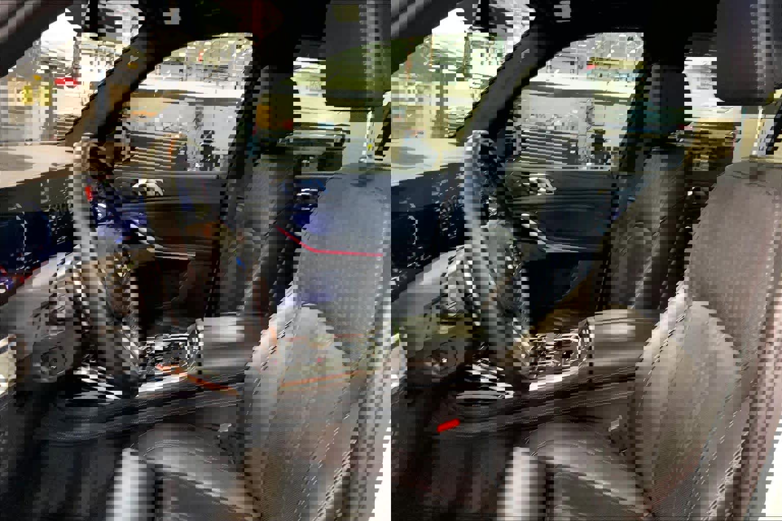 Used 2023 BMW X7 M60i w/ Executive Package image 8