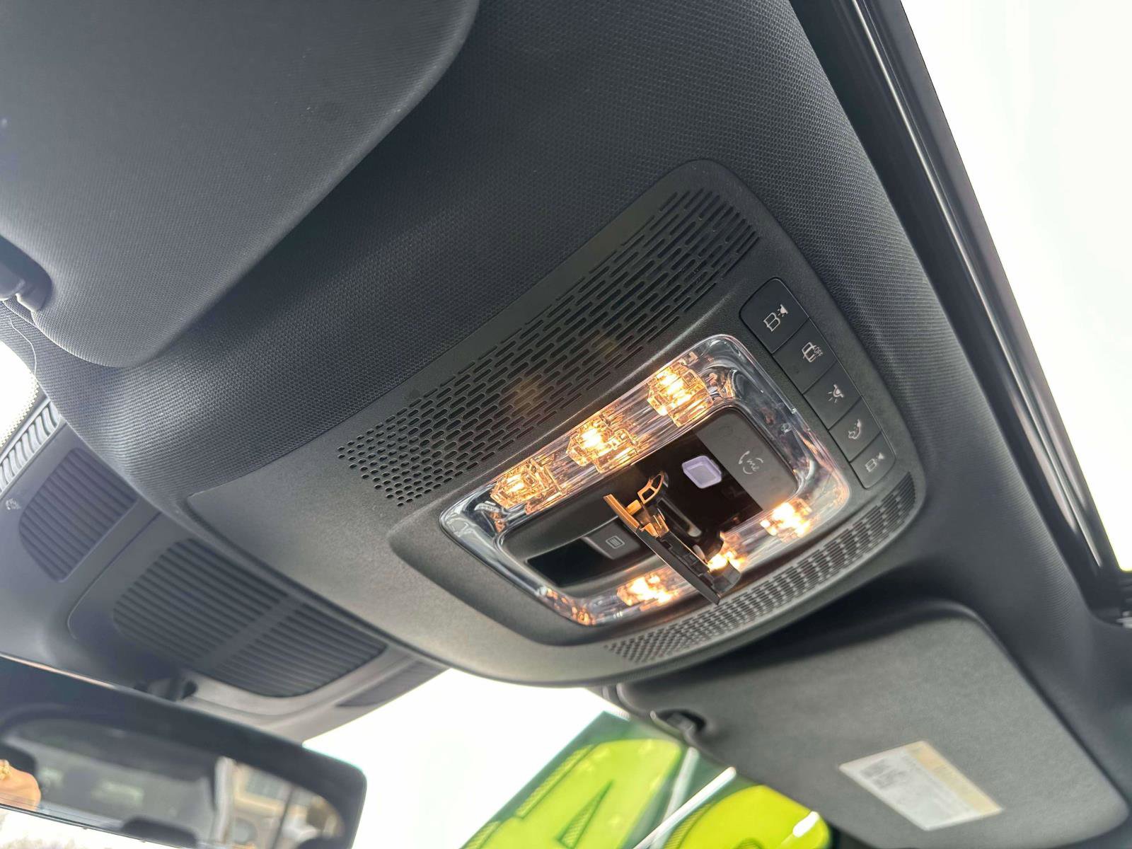 Used 2024 Mercedes-Benz GLE 450e GLE 450e Plug-In Hybrid 4MATIC image 33