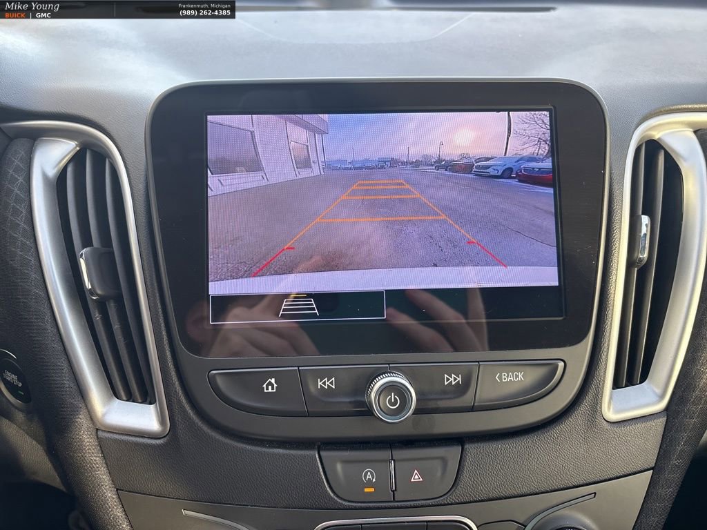 Used 2024 Chevrolet Malibu LT image 25