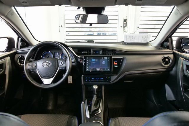 Used 2018 Toyota Corolla SE image 16