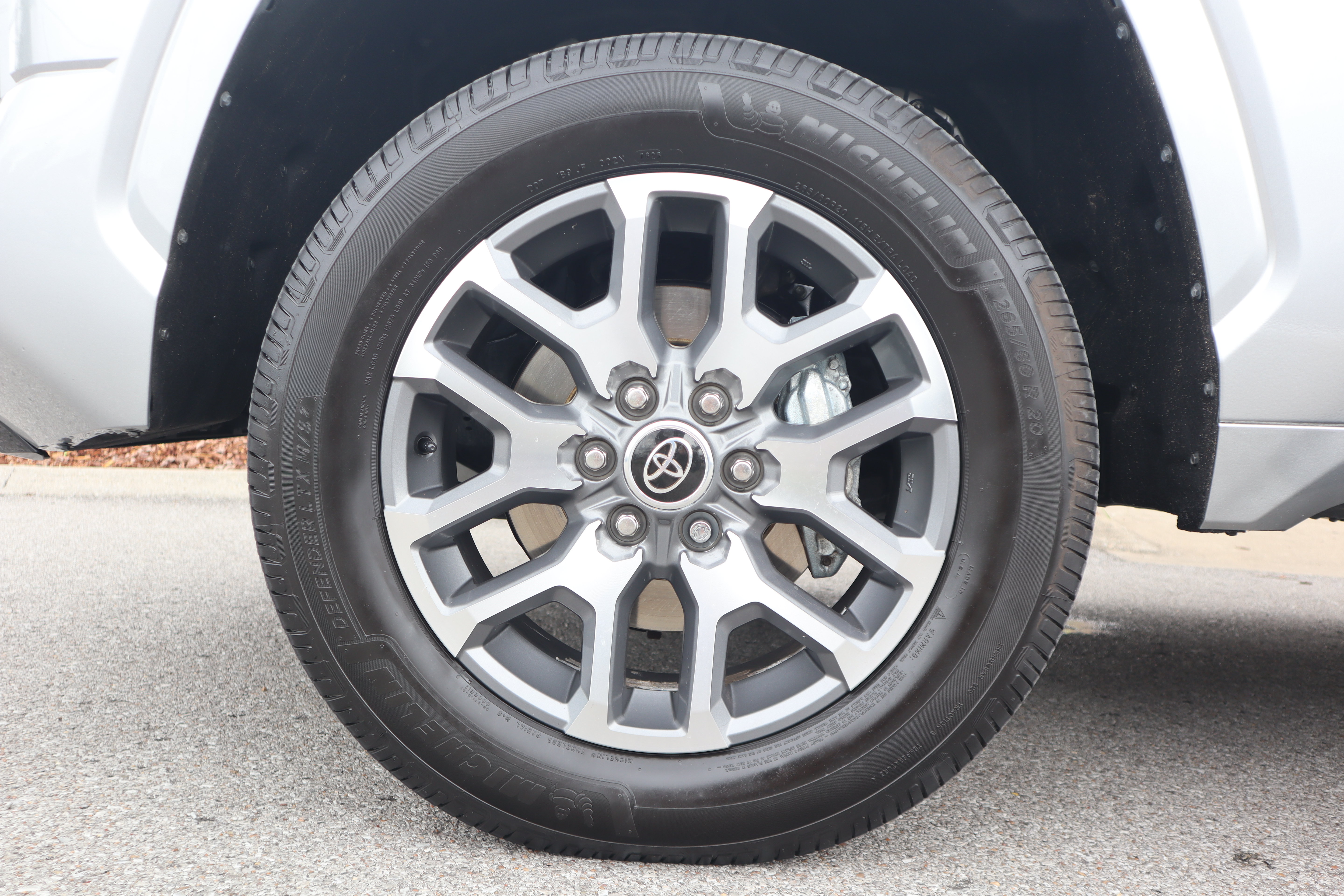 Used 2023 Toyota Tundra SR AWD/4WD image 12