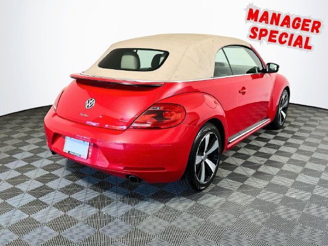 Used 2013 Volkswagen Beetle Turbo FWD image 8