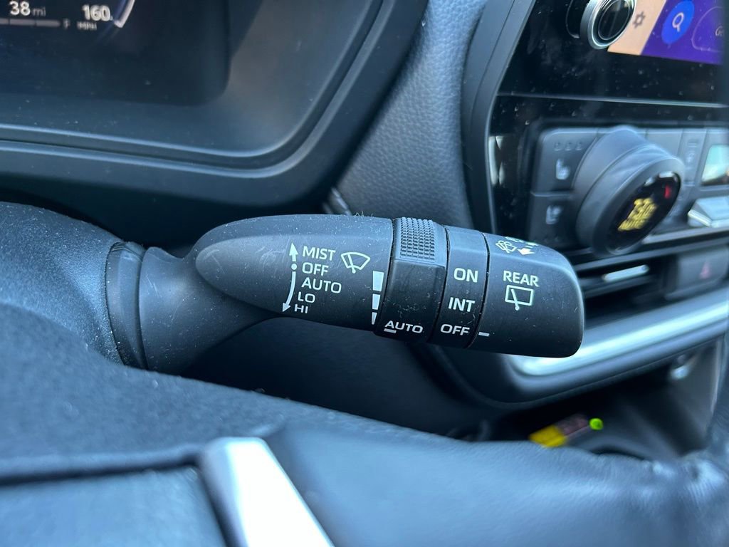 Used 2024 Toyota Grand Highlander Limited image 23