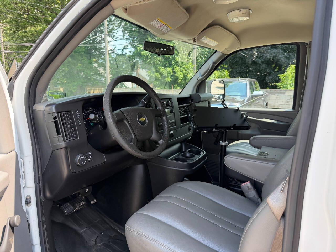 Used 2012 Chevrolet Express 2500 w/ Cold Climate Package RWD image 13
