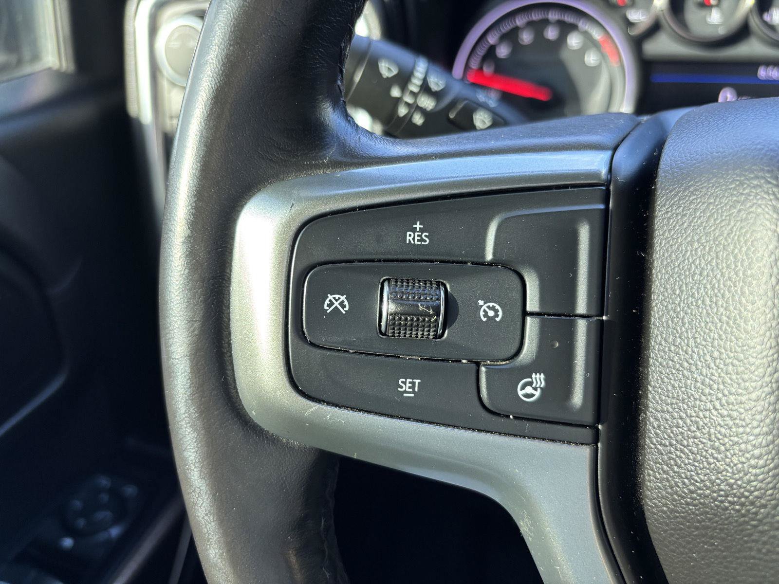 Used 2020 Chevrolet Silverado 1500 LT Trail Boss AWD/4WD image 17