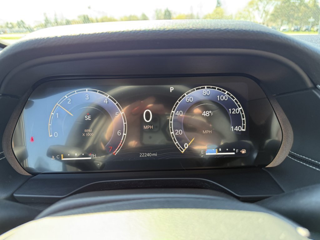 Used 2023 Jeep Grand Cherokee Altitude AWD/4WD image 20