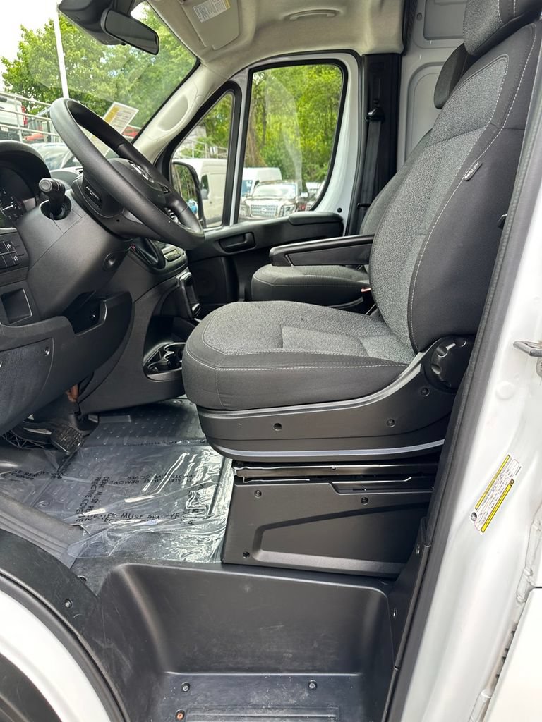 Used 2023 RAM ProMaster 2500 FWD image 13