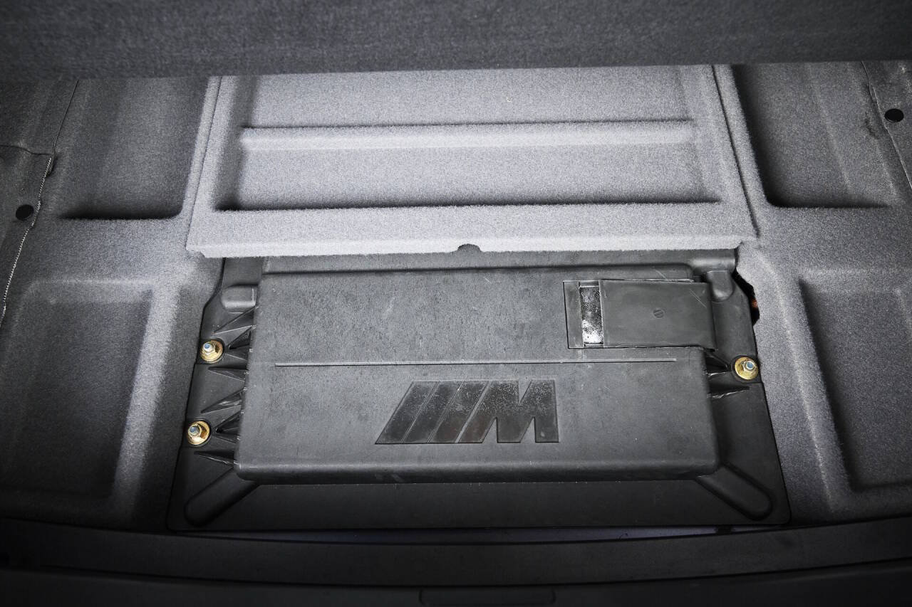 Used 2002 BMW M5 RWD image 97