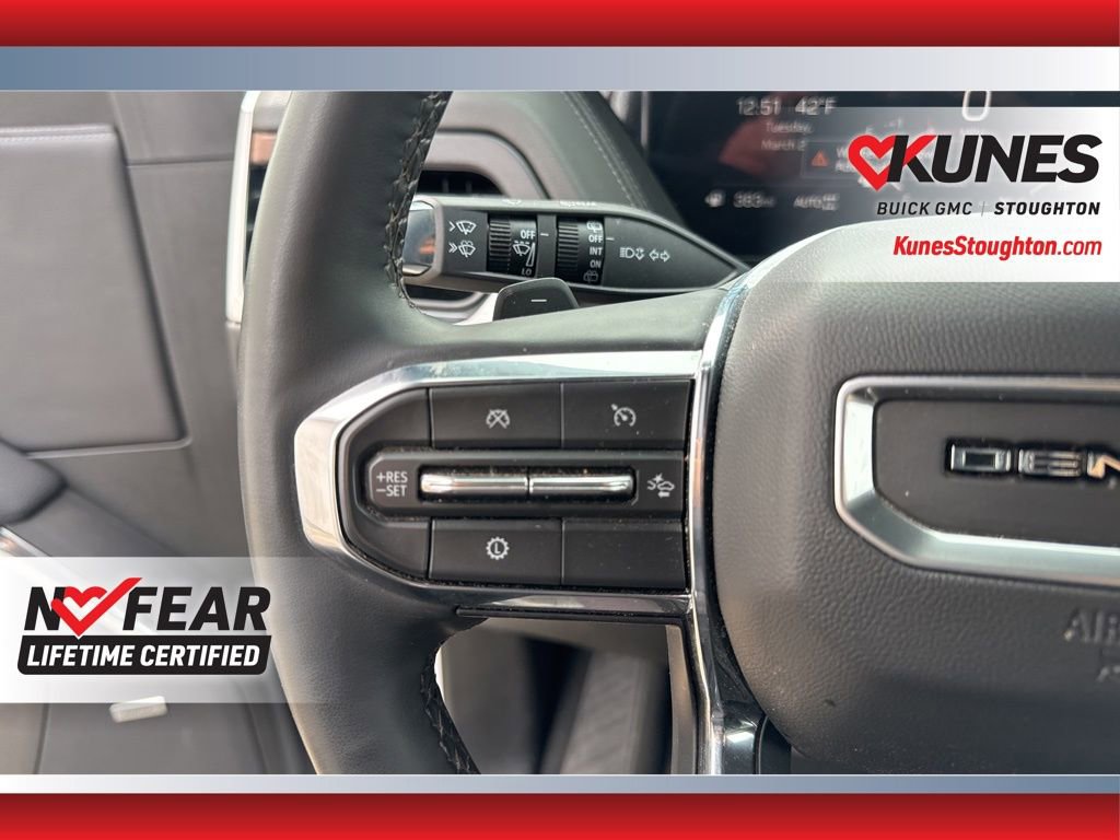 Used 2025 GMC Yukon Denali AWD/4WD image 25