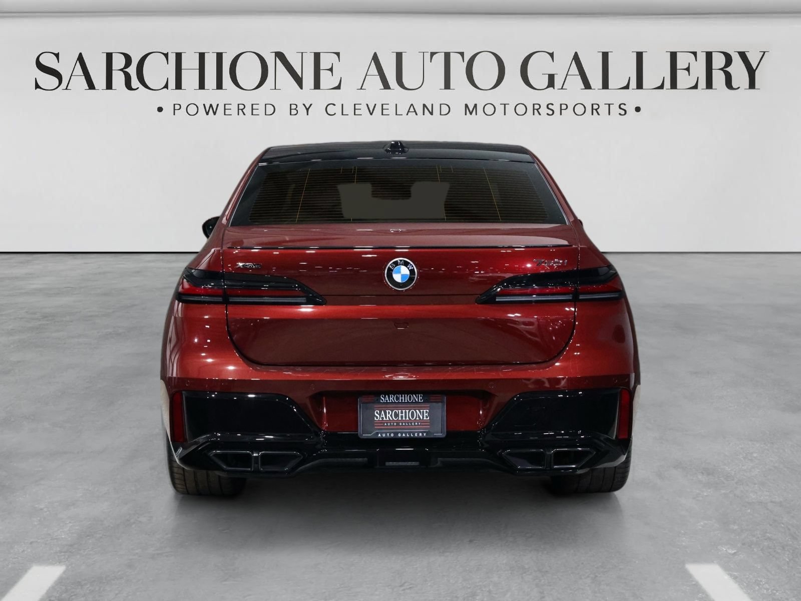 Used 2025 BMW 760i xDrive w/ Executive Package AWD/4WD image 4