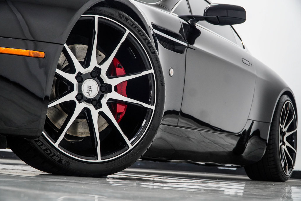 Used 2007 Aston Martin V8 Vantage Coupe RWD image 7