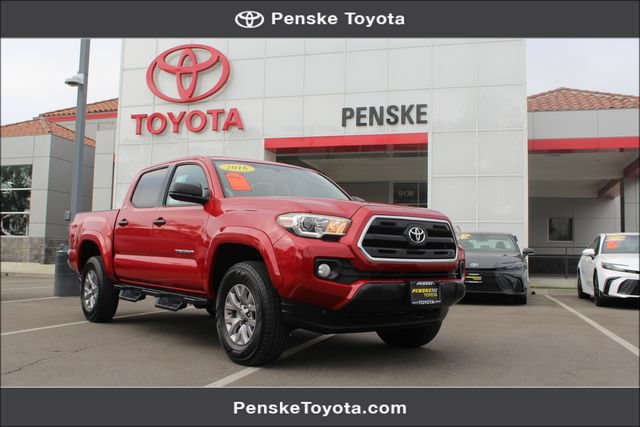 Used 2016 Toyota Tacoma SR5 w/ SR5 Appearance Package (SN) RWD image 1