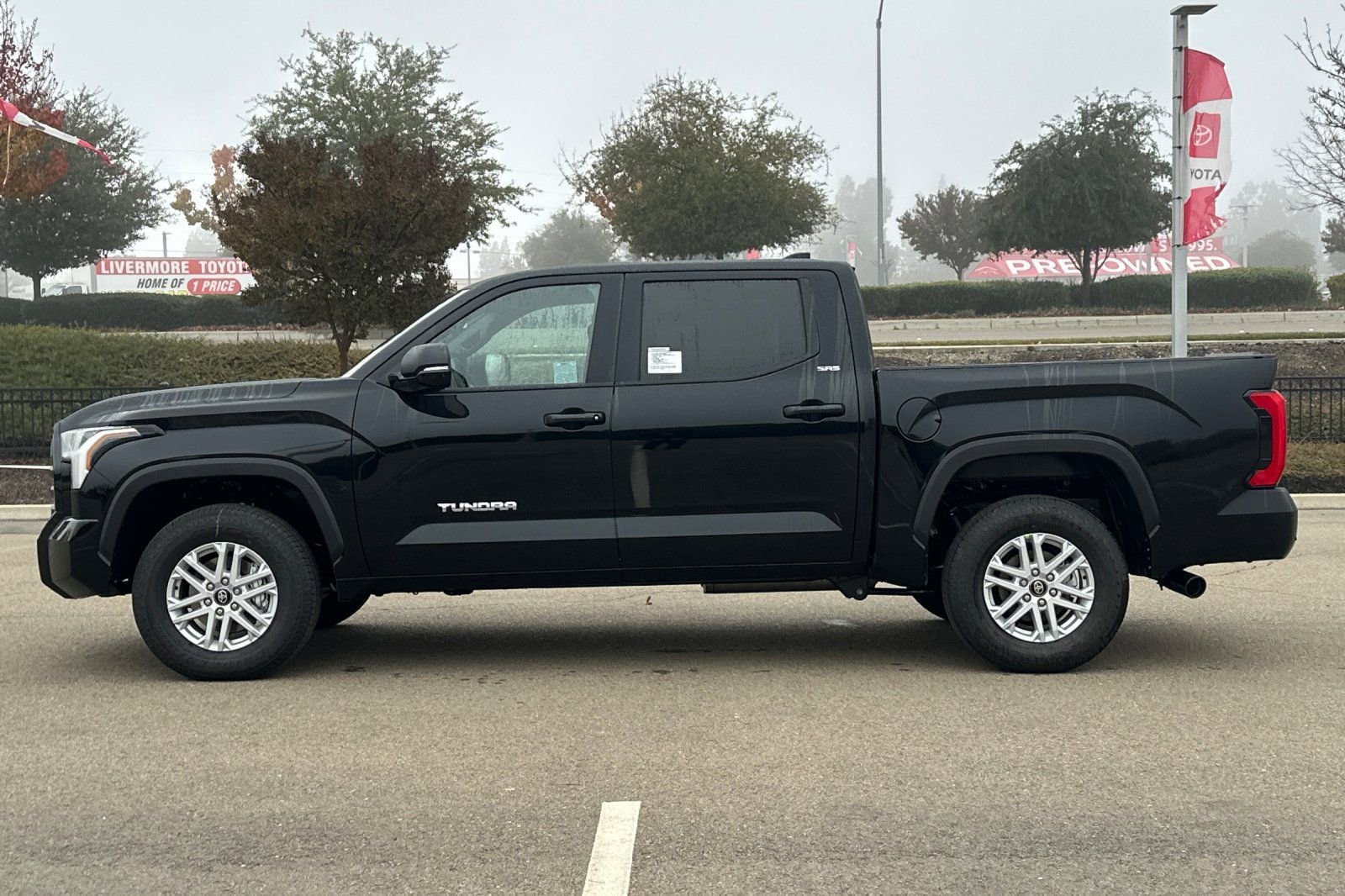 New 2026 Toyota Tundra SR5 AWD/4WD image 9