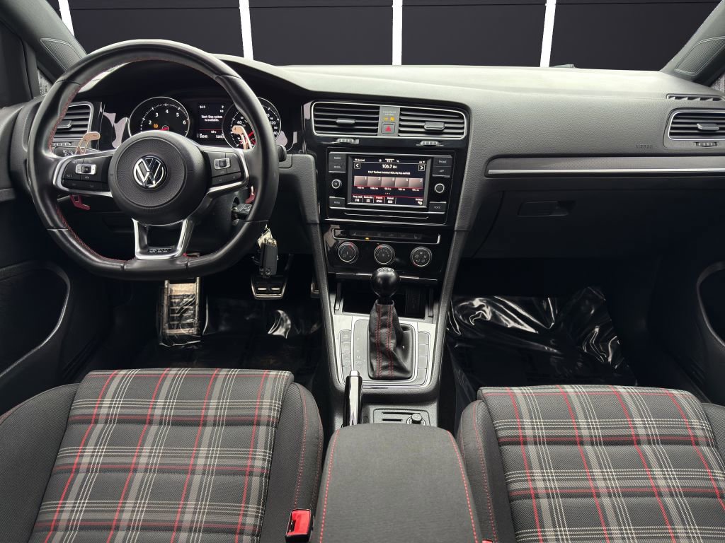 Used 2020 Volkswagen GTI S image 13