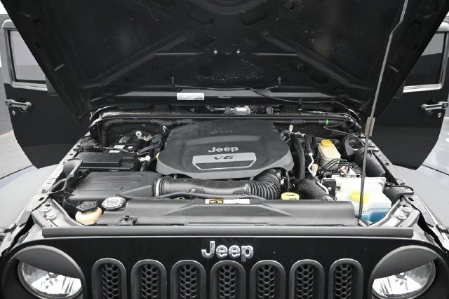 Used 2016 Jeep Wrangler Unlimited Sport w/ Quick Order Package 24S AWD/4WD image 30