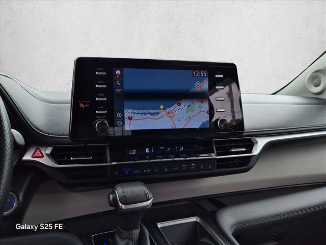 Used 2022 Toyota Sienna Limited AWD/4WD image 15
