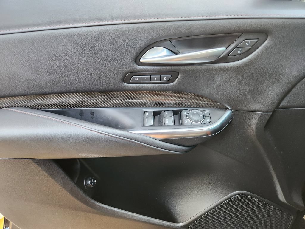 Used 2023 Cadillac XT4 Sport FWD image 23