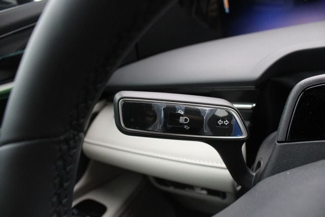 New 2026 Lincoln Nautilus Premier AWD/4WD image 11