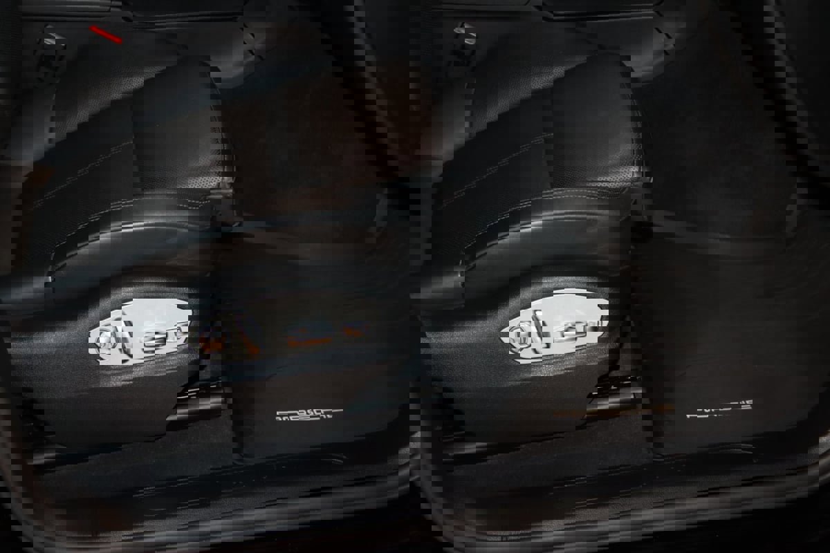 Used 2020 Porsche Macan image 68