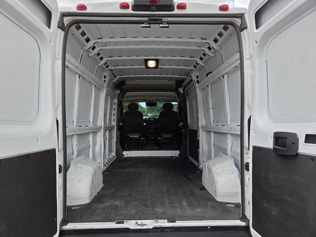 Used 2023 RAM ProMaster 2500 FWD image 15